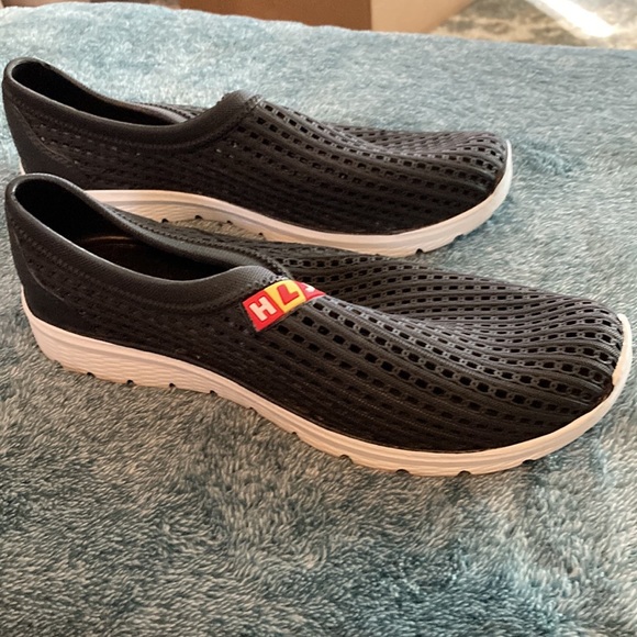 HLJ Slip on’s - Picture 2 of 3